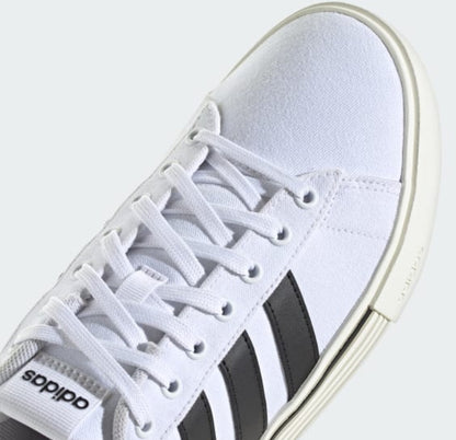 Tenis Adidas Daily 4.0 Blanco/Negro caballero